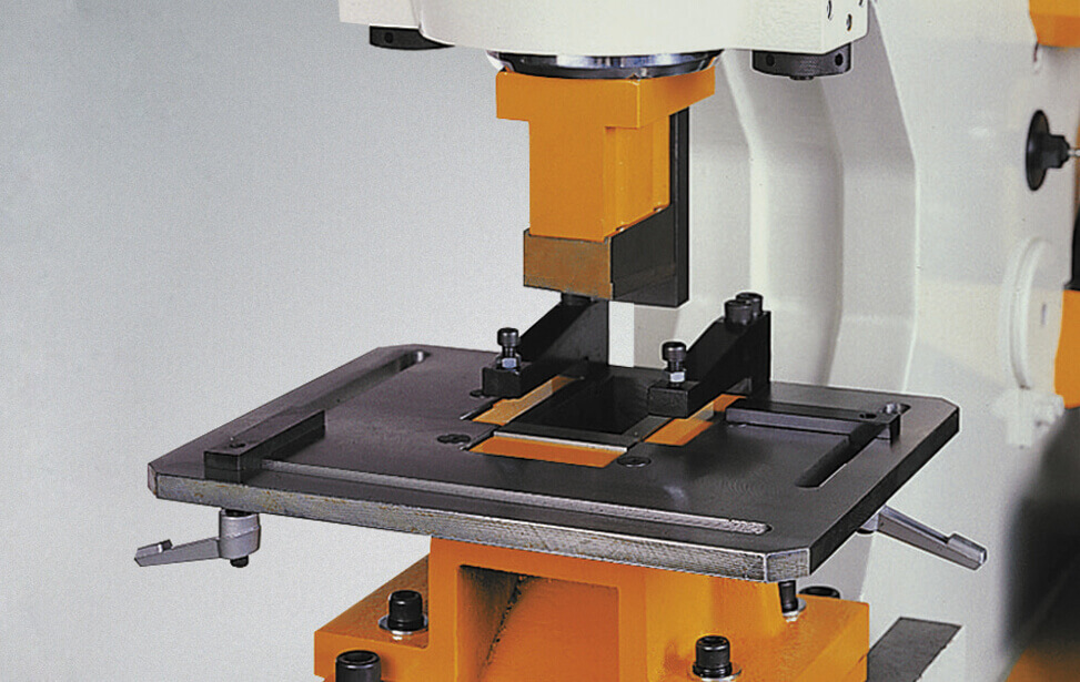 hydraulic punching machines in UAE