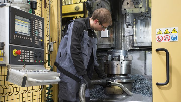 industrial vacuum cleaners in uae